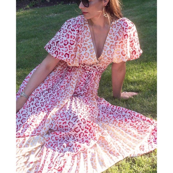 NWT ROCOCO SAND AVANA LEOPARD MAXI PLEATED DRESS - Picture 14 of 16